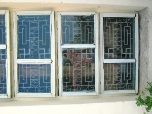Schrift der Harapper (Lothal) im Fenstergitter Schrift der Harapper (Lothal) im Fenstergitter