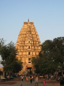 Gopuram des Virupakshatempels